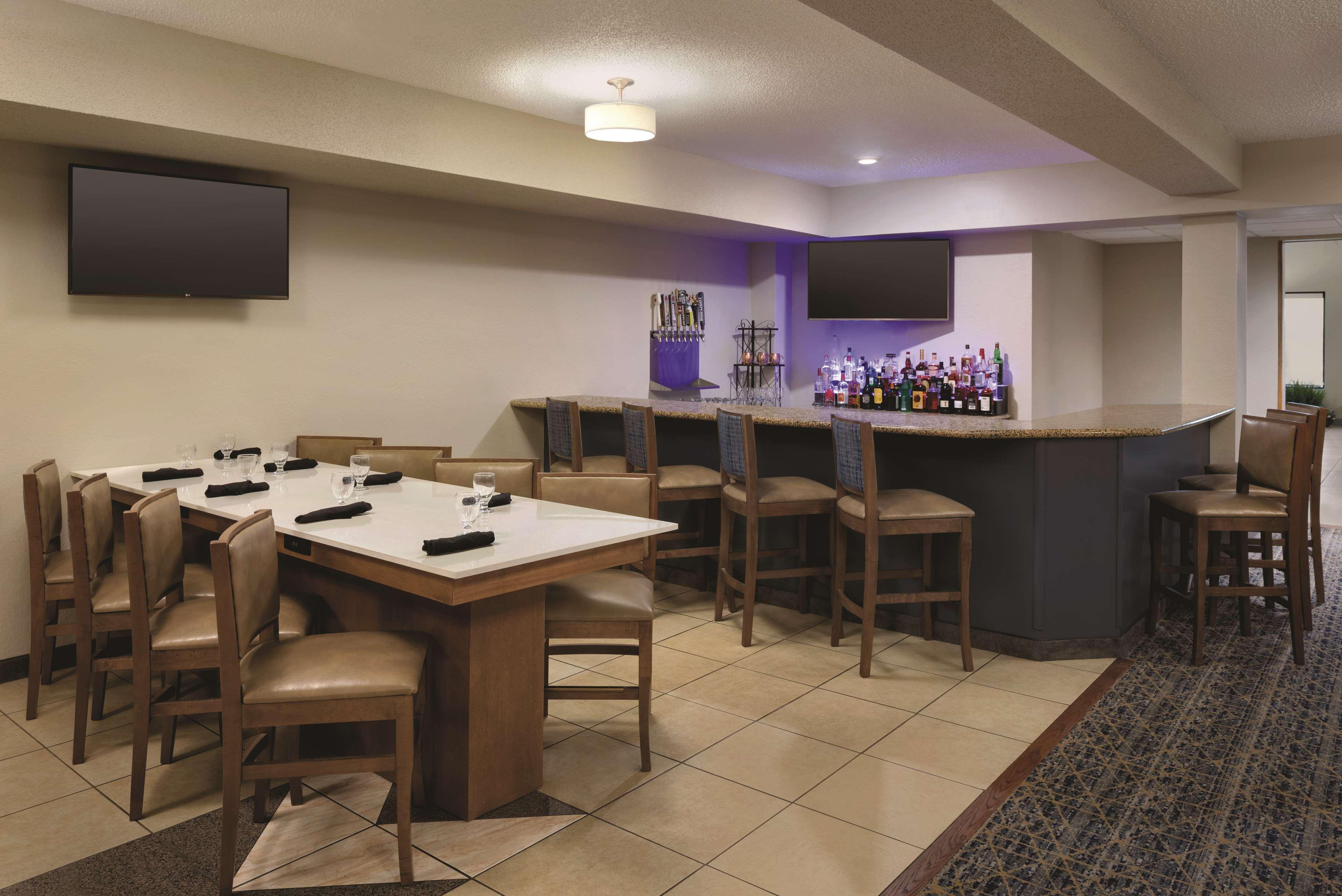 Radisson Hotel Ames Conference Center At Isu Zewnętrze zdjęcie